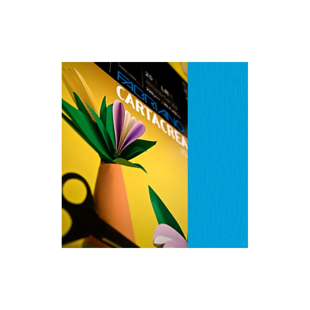 Cartoncino CartaCrea - 35 x 50 cm - 220 gr - azzurro - Fabriano - blister 10 pezzi